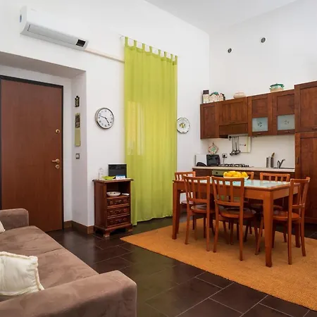 Holiday home Antico Borgo Catania